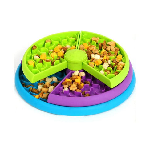 Rotating puzzle feeder