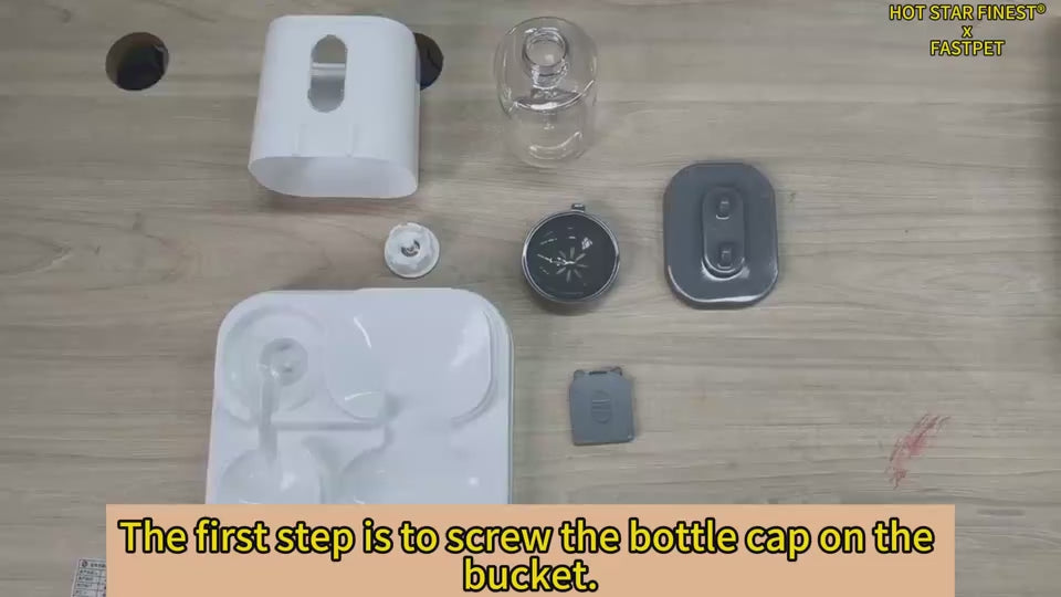 How to assemble the 2-in-1 gravity pet feeder and water dispenser in 4 easy steps